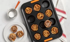 Sale Le Creuset Muffinform m. Non-stick 12 stk