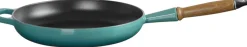 Online Le Creuset Signature Støbejernspande m. Træhåndtag 28 cm, Bleu Riviera