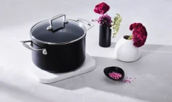 New Toughened Non-Stick Gryde 20 cm/3,8 L, Black Gryder Og Kasseroller