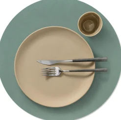 Clearance Circle Vendbar Recycled Læder Dækkeserviet 40 cm, Cloud Antracit/Nupo Pastelgrøn Dækkeservietter