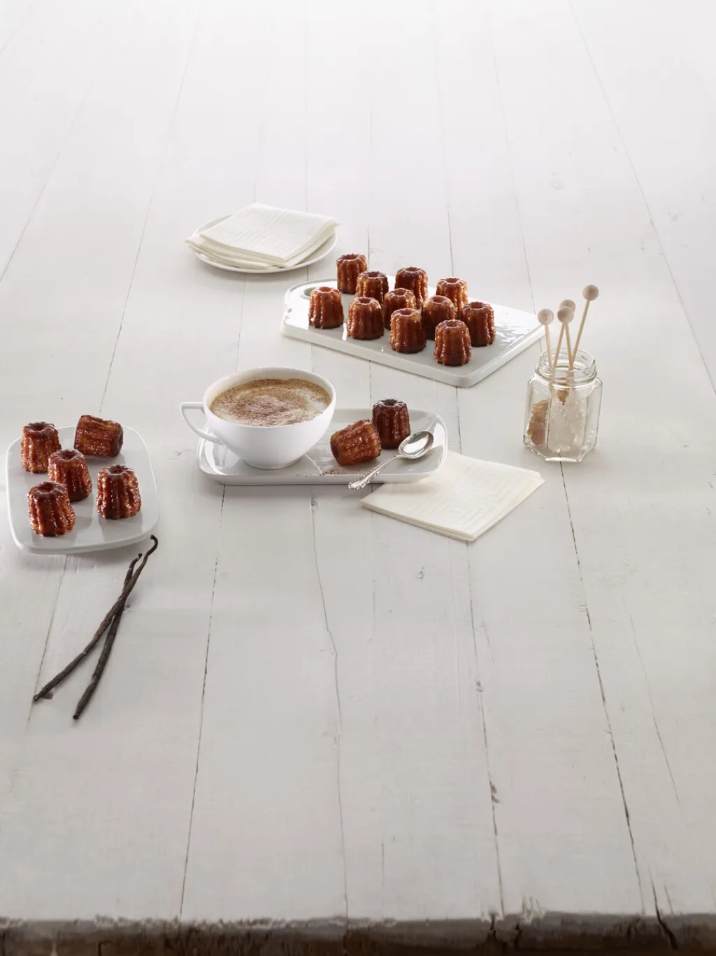 Lékué Bageforme > Mini Cannelais Bordelais-form 17x30 cm, Sort