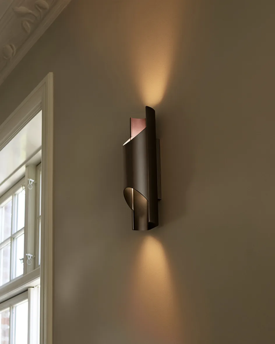New LYFA PAN 95 Væglampe , Bronze