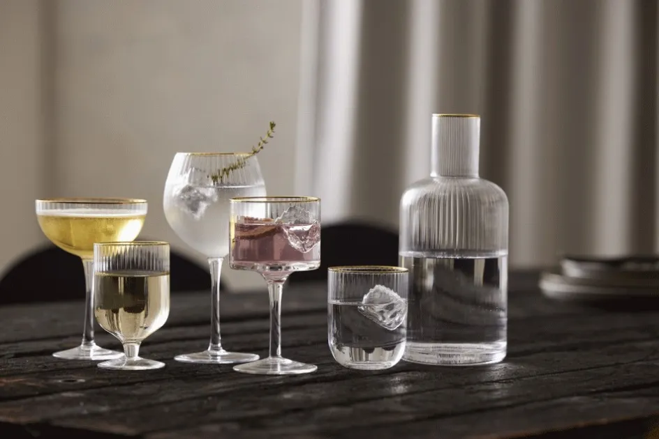 Lyngby Glas Palermo Vinglas Gold 4 stk. 30 cl