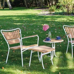 Clearance Mandalay Marguerit Loungesæt m. 2 Stole og 2 Skamler Ø50 cm, Hvid
