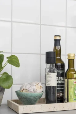 Online Mette Ditmer Bakke , Linen