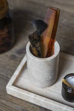 Online Mette Ditmer Bakke , Linen