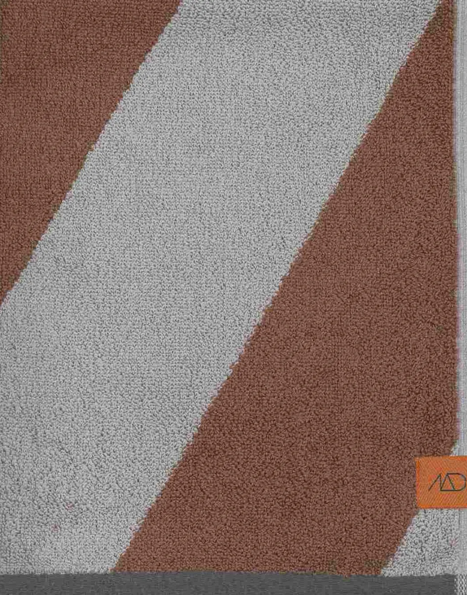 Online Mette Ditmer Diagonal Håndklæde , Brick