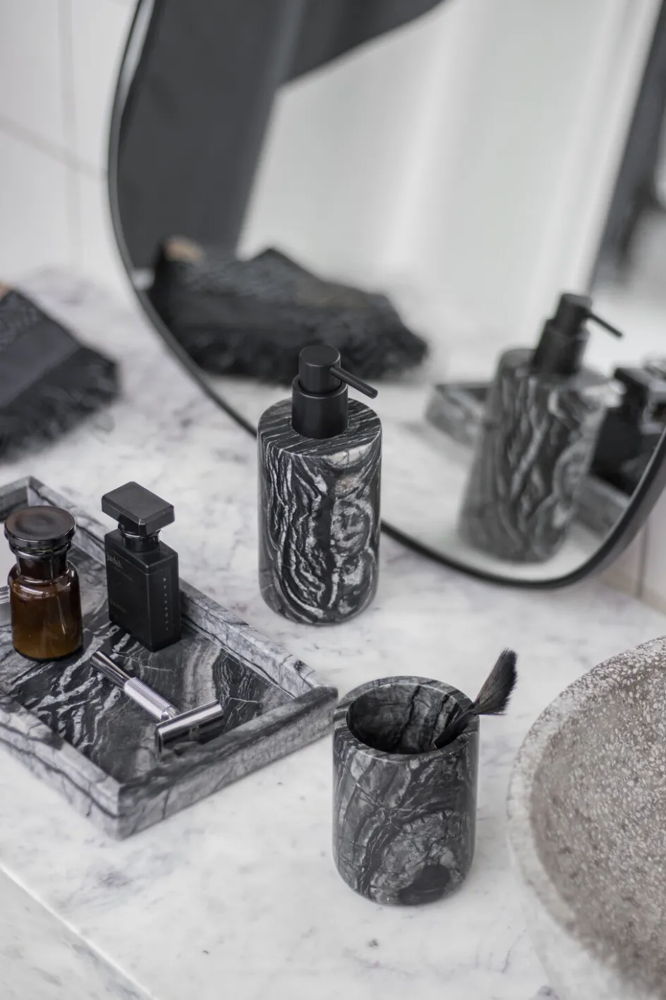 New Mette Ditmer Marble Tandbørstekrus, Sort/Grå