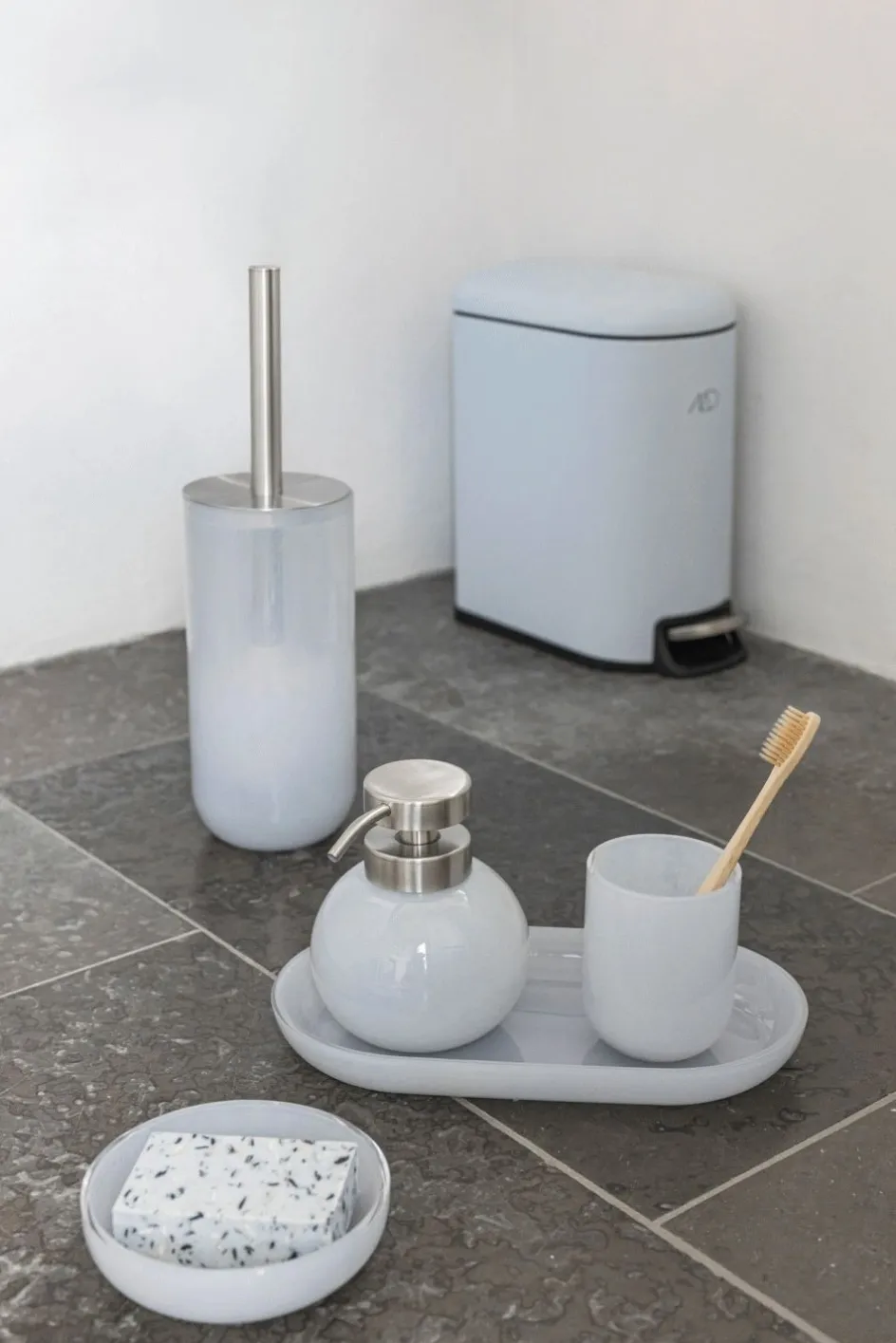 Best Mette Ditmer Opal Toiletbørste, Light Blue