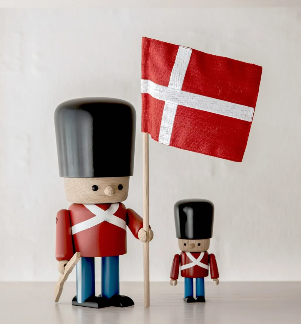 Outlet Gader Ceremoniuniform Stor, Rød Træfigurer Og Figurer