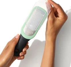 Hot Good Grips Rivejern 18 cm, Grøn Skrælleredskaber