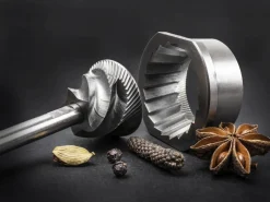 Peugeot Salt Og Peber|Salt Og Peber > Isen u'Select Peberkværn 16 cm, Natur