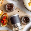 Hot Maestro Gaveæske m. Peberkværn, Peberkorn og Opbevaringsglas Salt Og Peber|Salt Og Peber