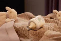 Hot Avent Natural Respons Sutteflaske m. Airfreeudluftningsventil 2 stk. 125 ml Børn Sutteflasker