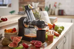 Philips Drikke Og Brygning > Viva Collection Saftpresser m. XL-påfyldningsrør 1 L, Sort/Sølv
