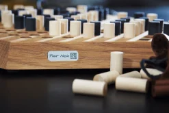 Piet Hein Spil > Con-Tac-Tix, Eg