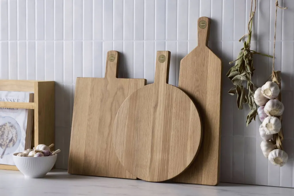 Pillivuyt Gourmet Serveringsbrætter|Skærebrætter Og Serveringsbrætter > Douron Rund Skære-/Serveringsbræt 40,6x25,4 cm, Eg