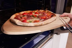 Risvig Design Skærebrætter Og Serveringsbrætter|Spisestue > Pizza- og Tapasbræt 42x40 cm, Eg