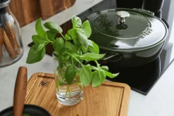 Staub Pander ><noscript><img width=