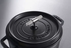 Clearance Staub La Cocotte Støbejernsgryde 24 cm/3,8 L, Sort/Krom