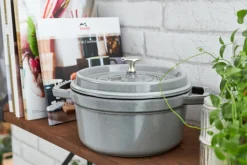 Staub Gryder Og Kasseroller > La Cocotte Støbejernsgryde 24 cm/3,8 L,