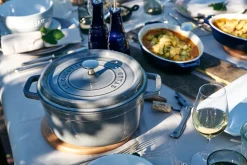 Staub Gryder Og Kasseroller > La Cocotte Støbejernsgryde 24 cm/3,8 L,