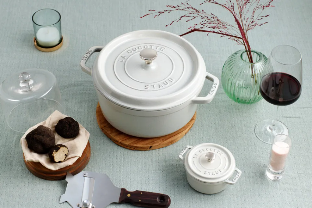 Staub Gryder Og Kasseroller > La Cocotte Støbejernsgryde 26 cm/5,2 L,
