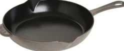Staub Støbejernspande m. Hældetud 26 cm