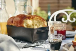 Staub Bageforme > Terrin 28 cm, Sort