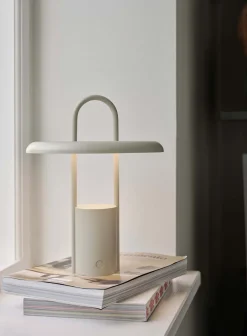 Sale Stelton Pier Trådløs Bordlampe H, Sand