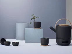 Stelton Theo Tevarmer til Fyrfadslys, Sort