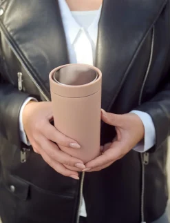 Stelton Termokrus Og -Kopper|Termoflasker Og Drikkedunke ><noscript><img data-lazyloaded=