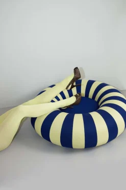 Studio About Float Puf Ø100 cm, Mørkeblå/Gul