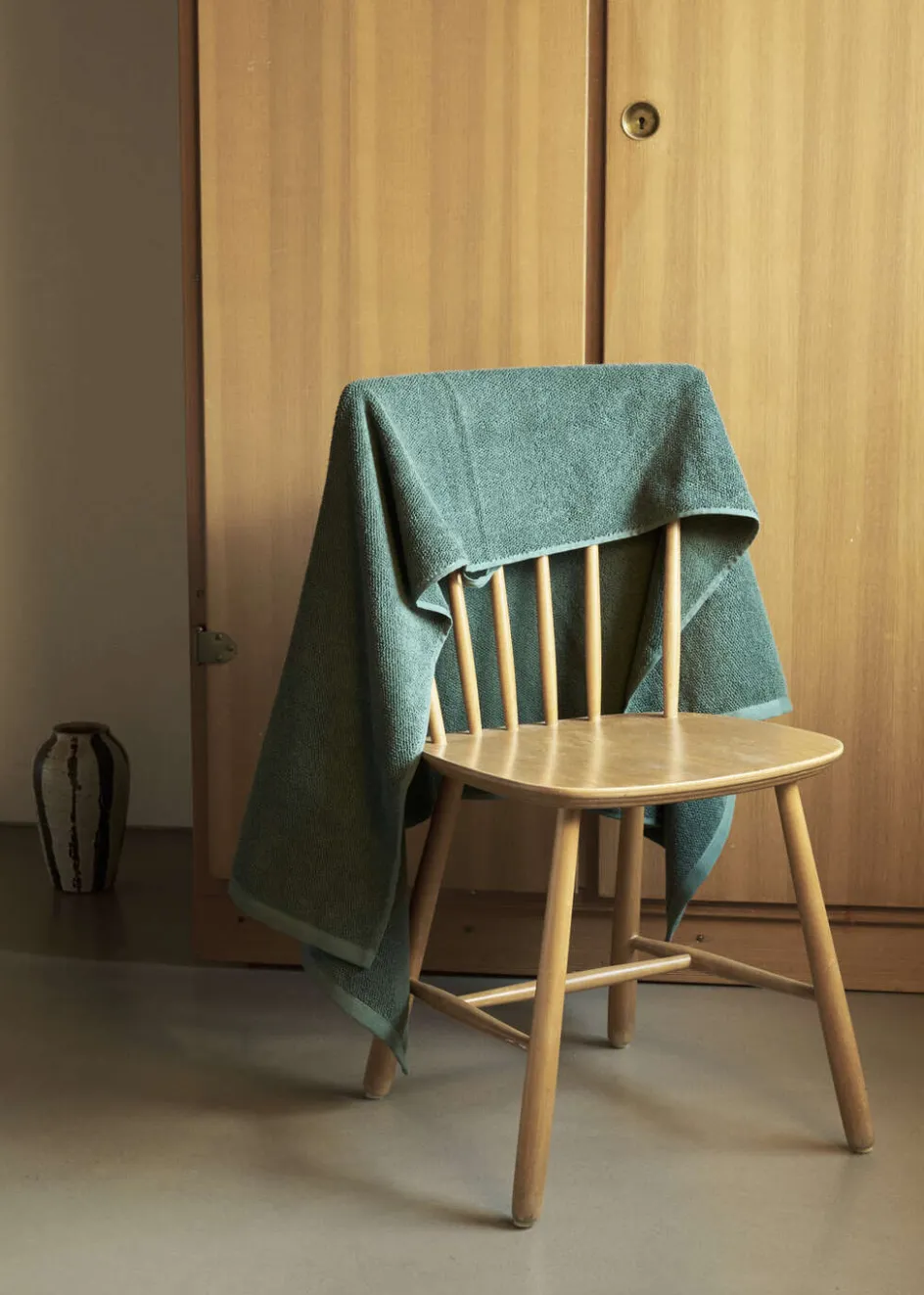 Hot The Organic Company MILD Badehåndklæde 70x140 cm, Dark Green