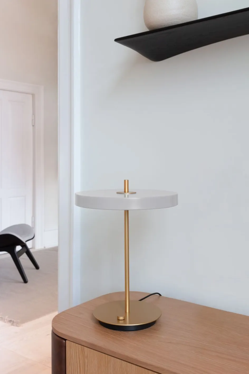 Online Umage Asteria Trådløs Bordlampe LED H41,5 cm, Nuance Mist/Messing