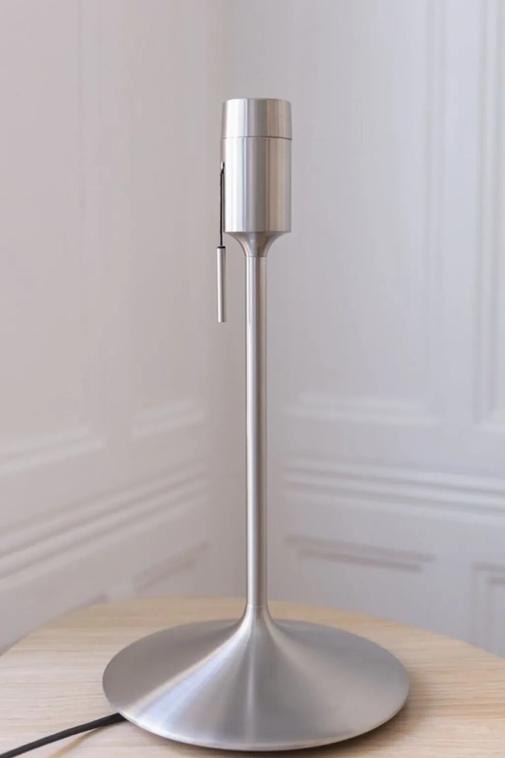 Champagne Bordlampestander, Lampestandere