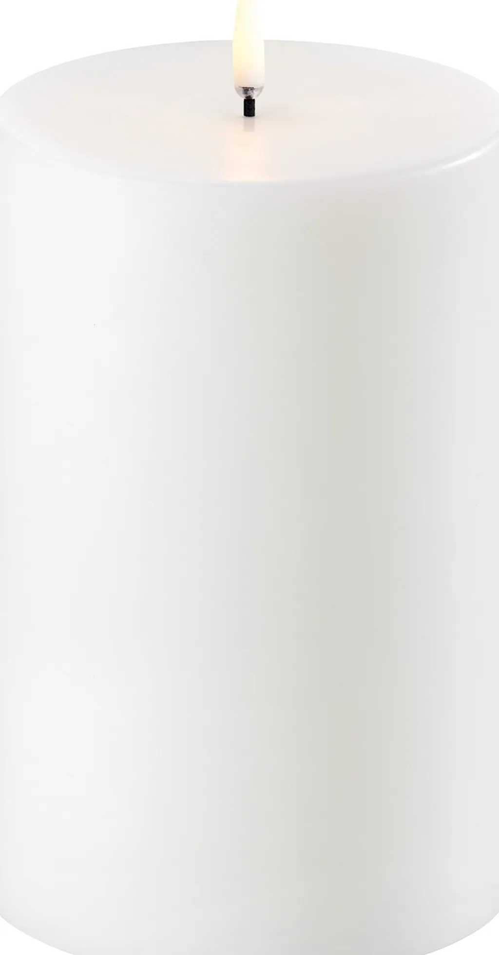New Bloklys LED Ø10,1xH15 cm, Nordic White Stearinlys|Led Stearinlys