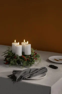 Uyuni Lighting Stearinlys|Led Stearinlys > Gaveæske Bloklys LED m. Fjernbetjening og Spyd 9 Dele, Nordic White