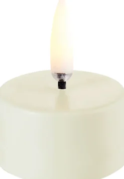 Discount Uyuni Lighting Fyrfadslys 400 LED m. Batteri Ø4xH2,1 cm, Ivory