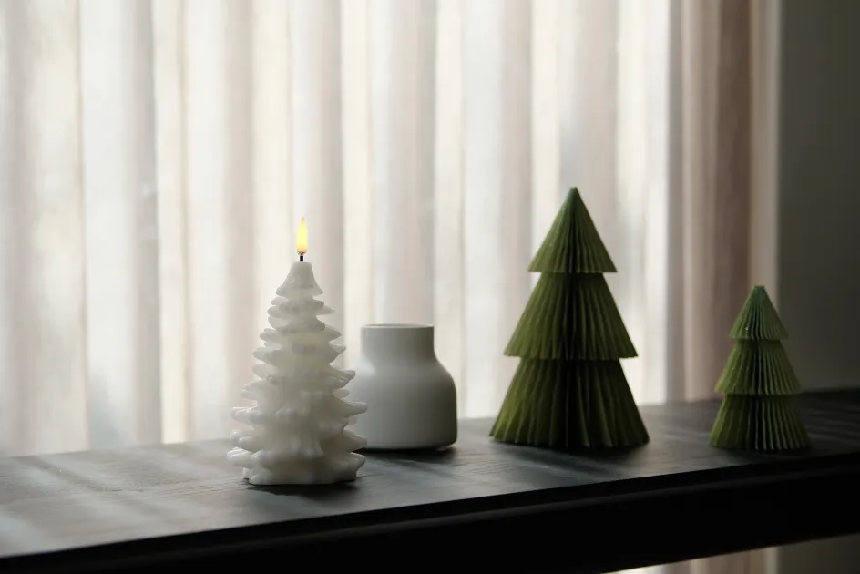 Clearance Uyuni Lighting Juletræslys LED Ø10xH15 cm, Pine Green