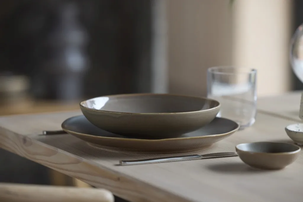 Hot Shoku Tallerken 27 cm, Middagstallerkener