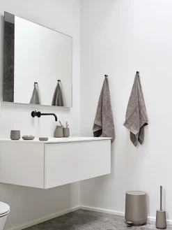 New Zone Denmark Nova One Toiletbørste, Taupe