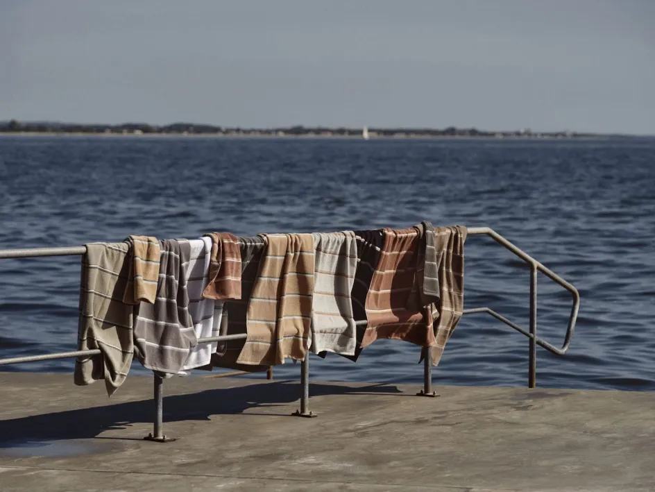 Outlet Zone Denmark Sauna Badehåndklæde 70x140 cm, Sort/Soft Grey/Camel