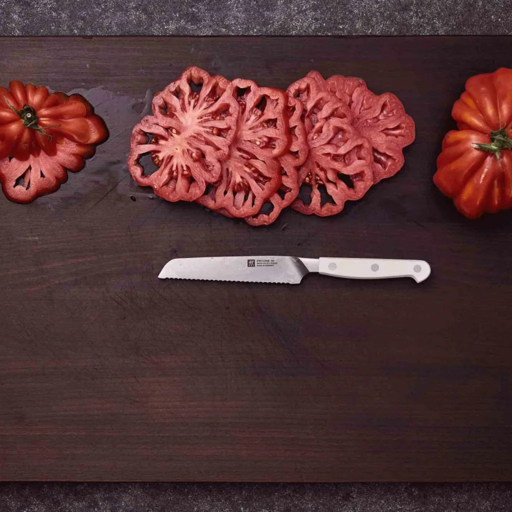 Zwilling Urteknive Og Grøntsagsknive > Pro Le Blanc Tomatkniv 13 cm, Hvid