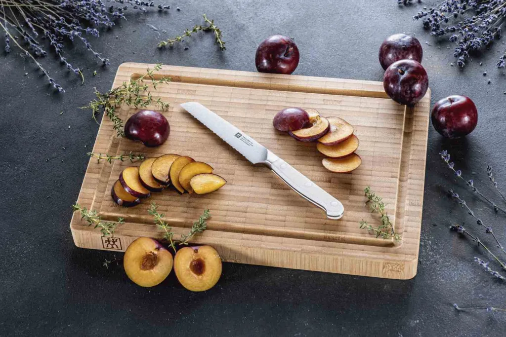 Zwilling Urteknive Og Grøntsagsknive > Pro Le Blanc Tomatkniv 13 cm, Hvid