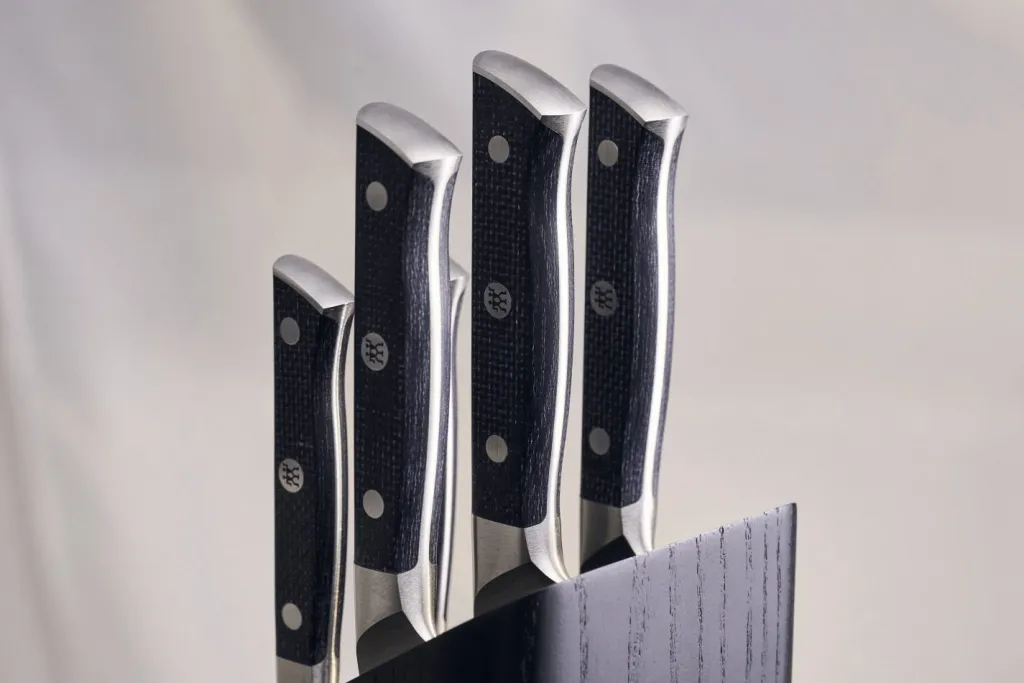 Zwilling Urteknive Og Grøntsagsknive > Spectrum Tomatkniv 13 cm, Sort